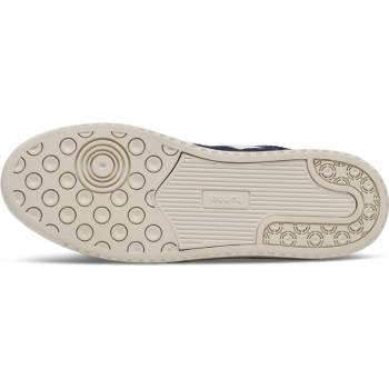 Hummel St. power play suede