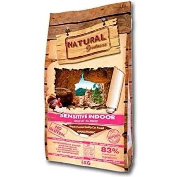 Natural Greatness Sensitive Indoor 83% meat - храна подходяща за кастрирани котки, с наднормено тегло или гледани вкъщи, с 83% месо / 3 разфасовки. /