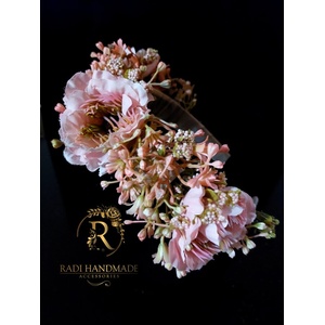 Radi handmade Широка диадема за коса с големи розови цветя (647)