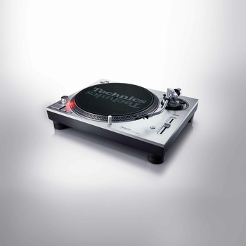 Technics SL-1200 MK7