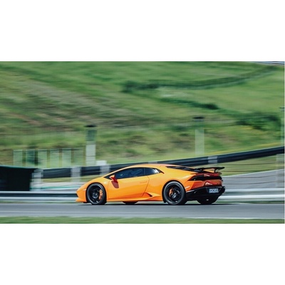 Masarykův okruh v Lamborghini 1 osoba 2 okruhy