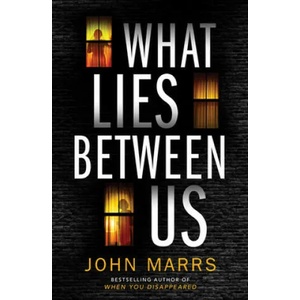 What Lies Between Us (ISBN: 9781542017022)