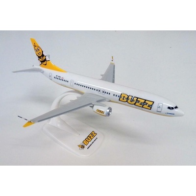 PPC Holland Boeing 737 MAX 8 Buzz Snap Fit 1:200