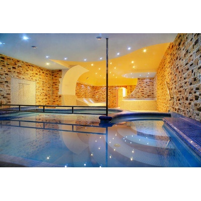 Pobyt ve Špindlerově Mlýně s polopenzí a neomezeným wellness