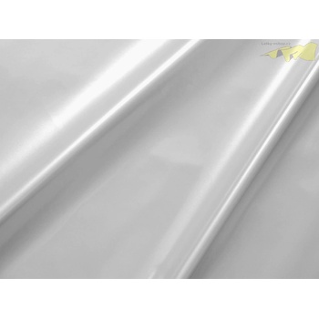 latex bílý