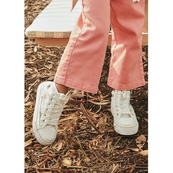 Mayoral Високи спортни кецове с платформа ажур в бял цвят с цип и връзки за мини момиче Майорал