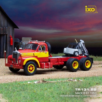 IXO Mack B 61 1953 Červená 1:43