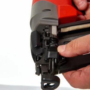 Milwaukee M18 CN16GA-0 (4933451569)