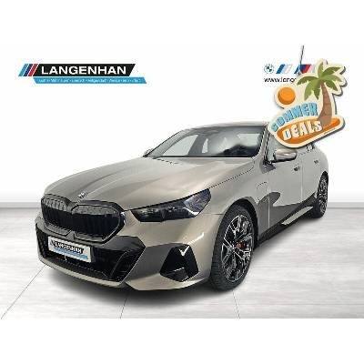 BMW 550e xDrive M Sport 360 kW
