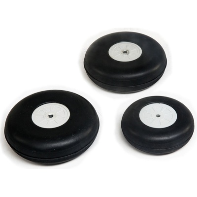 OV-10 Bronco 30ccm: Hangar 9 kola 3 ks