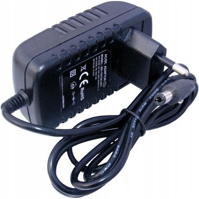 Napájecí adaptér 15V 2A, DC konektor 5,5 x 2,1 mm, zásuvkový