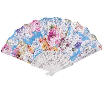 Синьо ветрило с рози и сребристи елементи