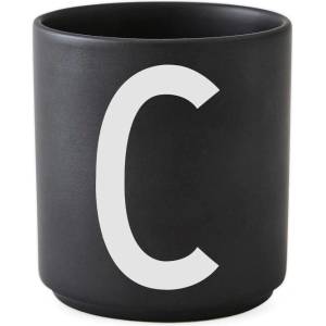 Design Letters Черна порцеланова чаша Alphabet C, 250 ml A-Z - Design Letters (10204000C)