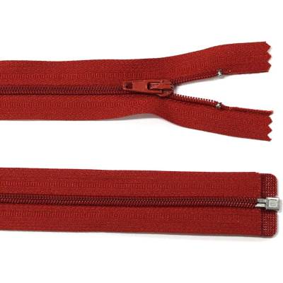 Spirálový zip no.3 rozepínací 40cm - červený color: 548 červená