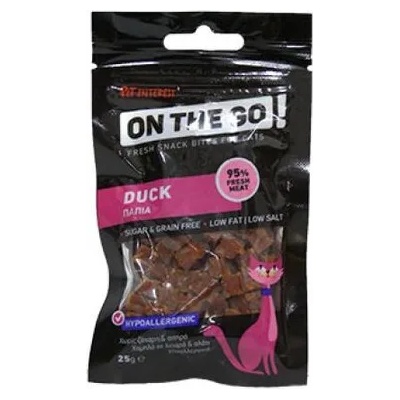 Лакомство за котки с патешко месо On the go (1371)