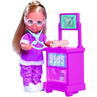 Simba Bábika Evička veterinárka