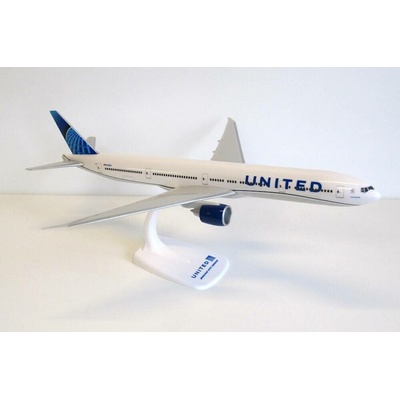PPC Holland Boeing 777 300ER United Airlines 2019s Colors Snap Fit 1:200