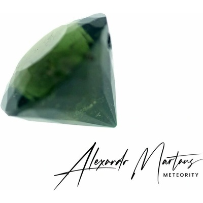 Vltavín broušený - kulatý briliant - 14x14 mm - 8,03 ct