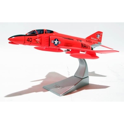 Corgi F-4J Phantom II USN Missile Center NAS Point Magu CA 1972 Drone 1:72