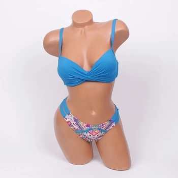 Image 1 of Дамски бански в синьо и цветна бикина с чашка В