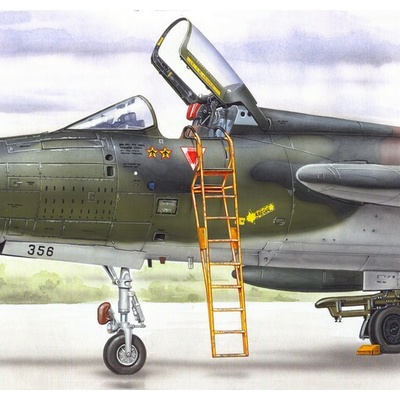 Plus Model Ladder F-105 1:48
