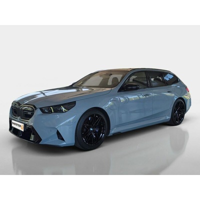BMW M5 Touring xDrive 535 kW