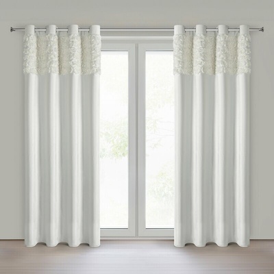 Takoy Krémový sametový závěs zdobený 3D aplikací růží 140x250 cm očko - ROSES Eva Minge-HF-480867 | 140 x 250 cm