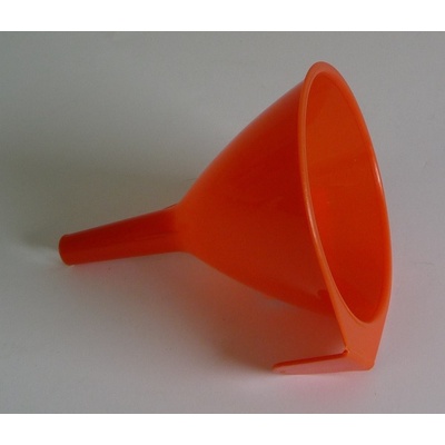 Nálevka d6 VM plast
