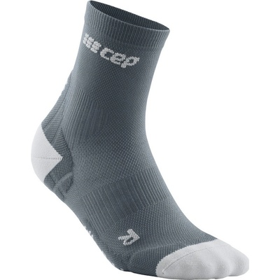 CEP krátké běžecké kompresní ponožky ultralight šedá světle šedá