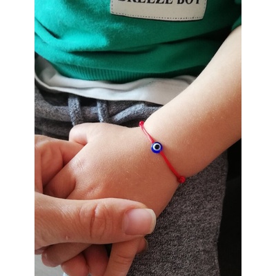 Червен конец със синьо око за бебе и дете (БГС1)