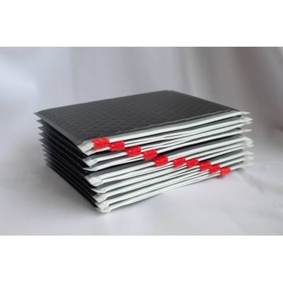 Černá matná bublinková obálka s jezdcem 225x160mm 10ks