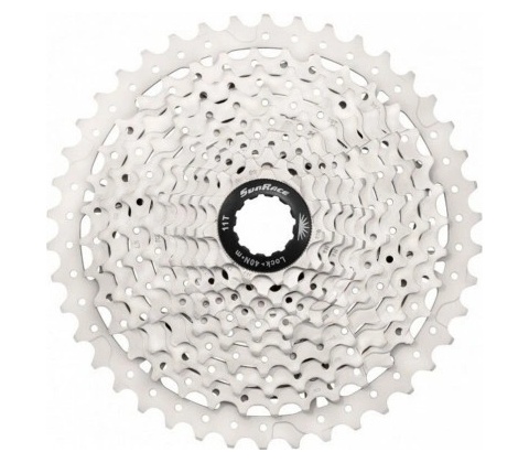 SunRace CS-M90