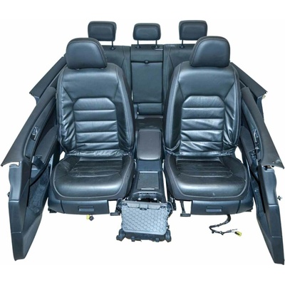 interiér - kůže, přední výhřev VW Golf Sportsvan 510