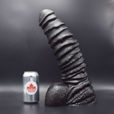 Topped Toys Mordax 135 Obsidian prémiové silikonové dildo 41 x 10,9 cm