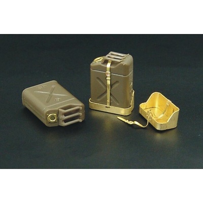 TAMIYA Hauler U S jerry cans parts for kit 1-48 1:48