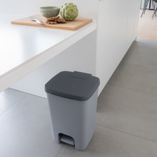 CURVER Odpadkový koš Essentials 20 l