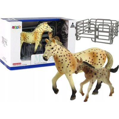 mamido Sada 2 figúrok kone ohrada žriebä plemeno knabstrupper