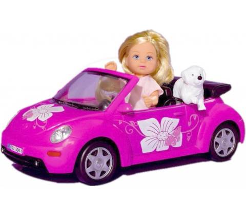 Simba Evička s autom New Beetle