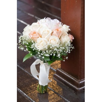 Image 1 of БУЛЧЕНСКИ БУКЕТ ОТ РОЗИ