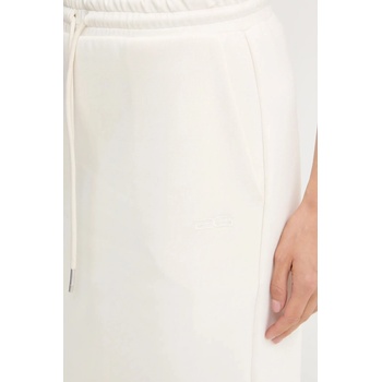 Gestuz Пола Gestuz (10910115)