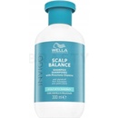 Šampony Wella Professionals Invigo Scalp Balance hydratační šampon proti lupům 300 ml