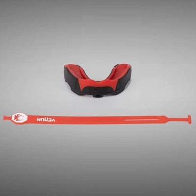Venum Протектор за зъби Venum Predator Mouthguard - Strap/Straples - Black/Red