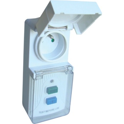 Tracon electric Zásuvkový adaptér s prúdovým chráničom IP44 16A s chranicom