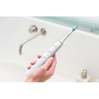 Image 1 of Philips Sonicare DiamondClean (HX9914/61)
