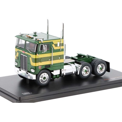 IXO Peterbilt 352 Pacemacker 1979 zelená 1:43