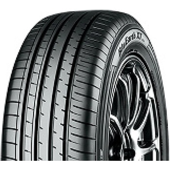 Image 1 of Yokohama BluEarth-XT AE61 XL 205/55 R17 91V