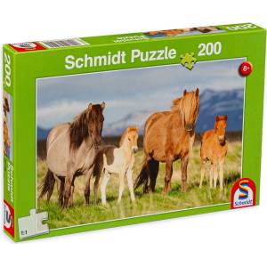 Schmidt Spiele Пъзел Schmidt от 200 части - Семейство коне (56199)