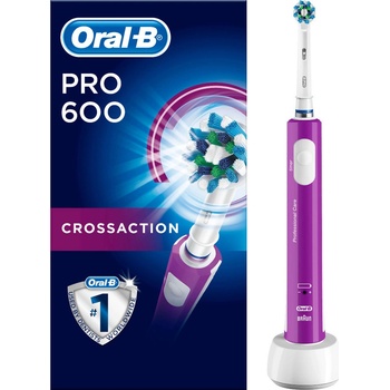 Image 1 of Oral-B Pro 600 CrossAction pink