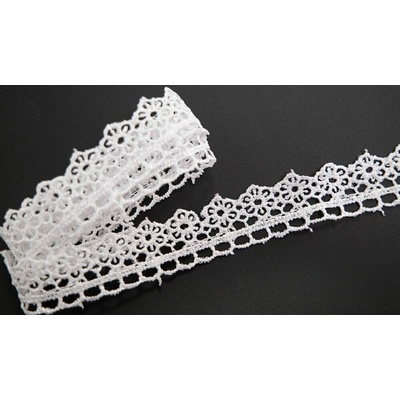 Vzdušná čipka - biela s kvetinkami - šírka 1,8 cm