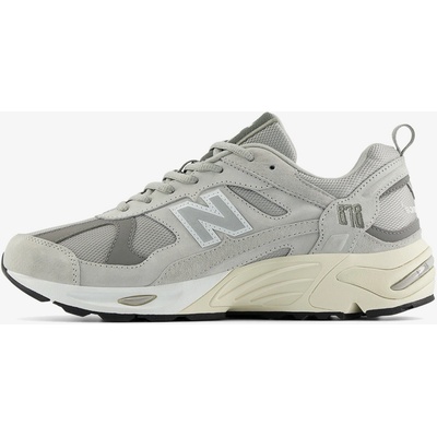 New Balance 878